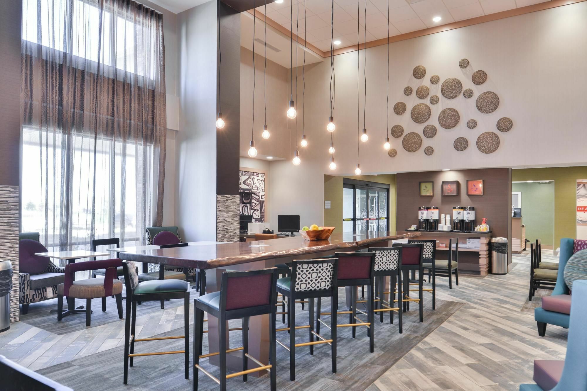 Hampton Inn And Suites Altoona-Des Moines By Hilton Exterior photo